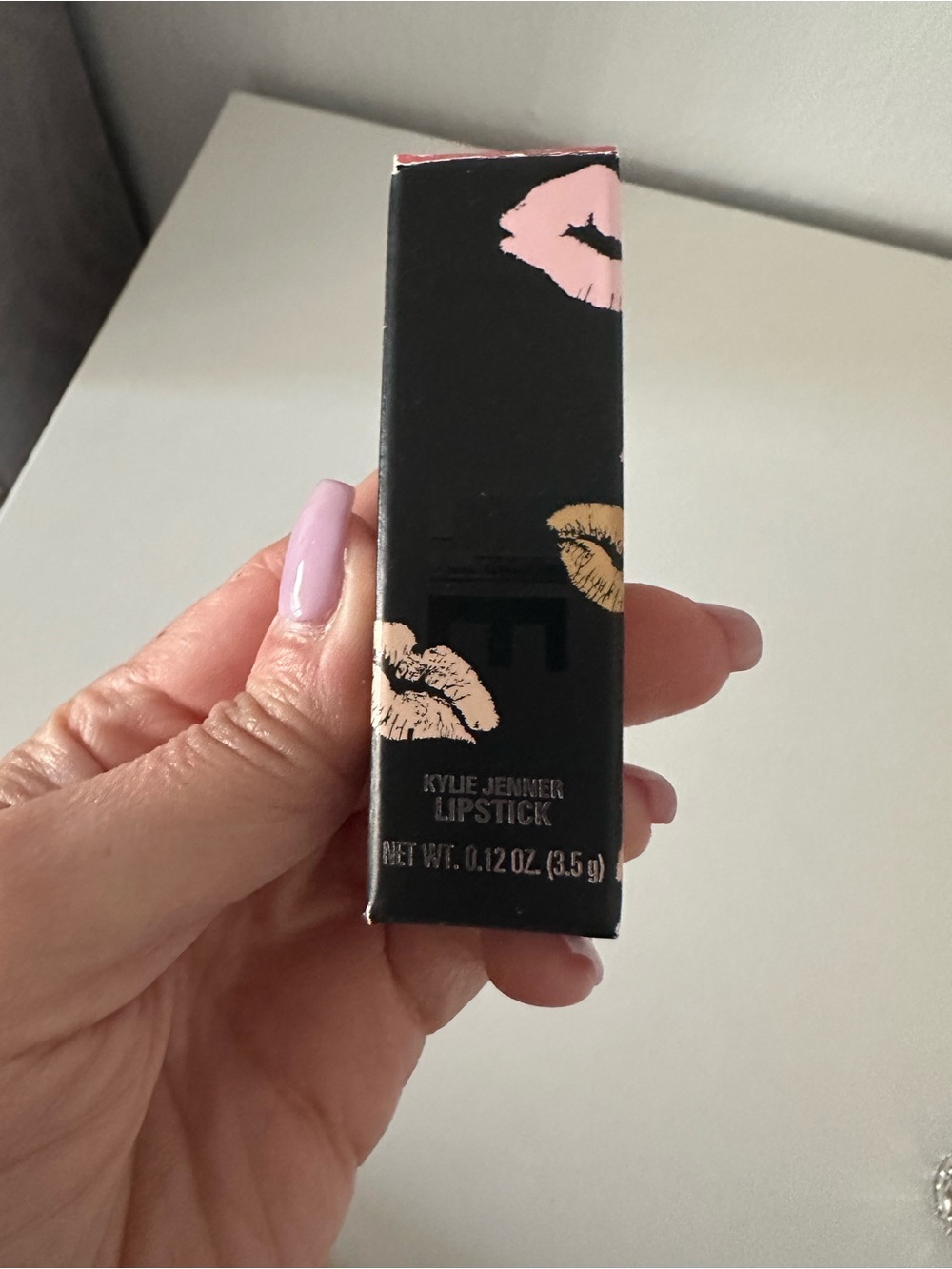 Kylie Cosmetics Lipstick - Miami matte